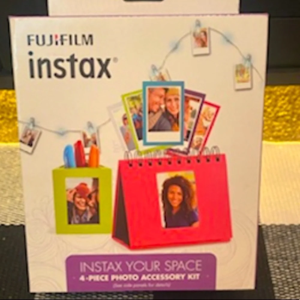 NIB FUJIFILM INSTAX Gift Set